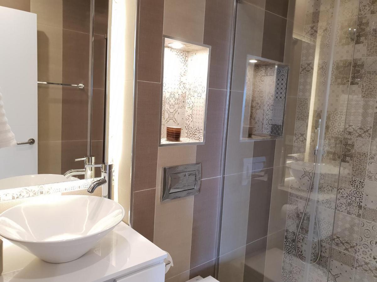 Fantastic Apartment In Front Of The Sea & Marina Estepona Luaran gambar