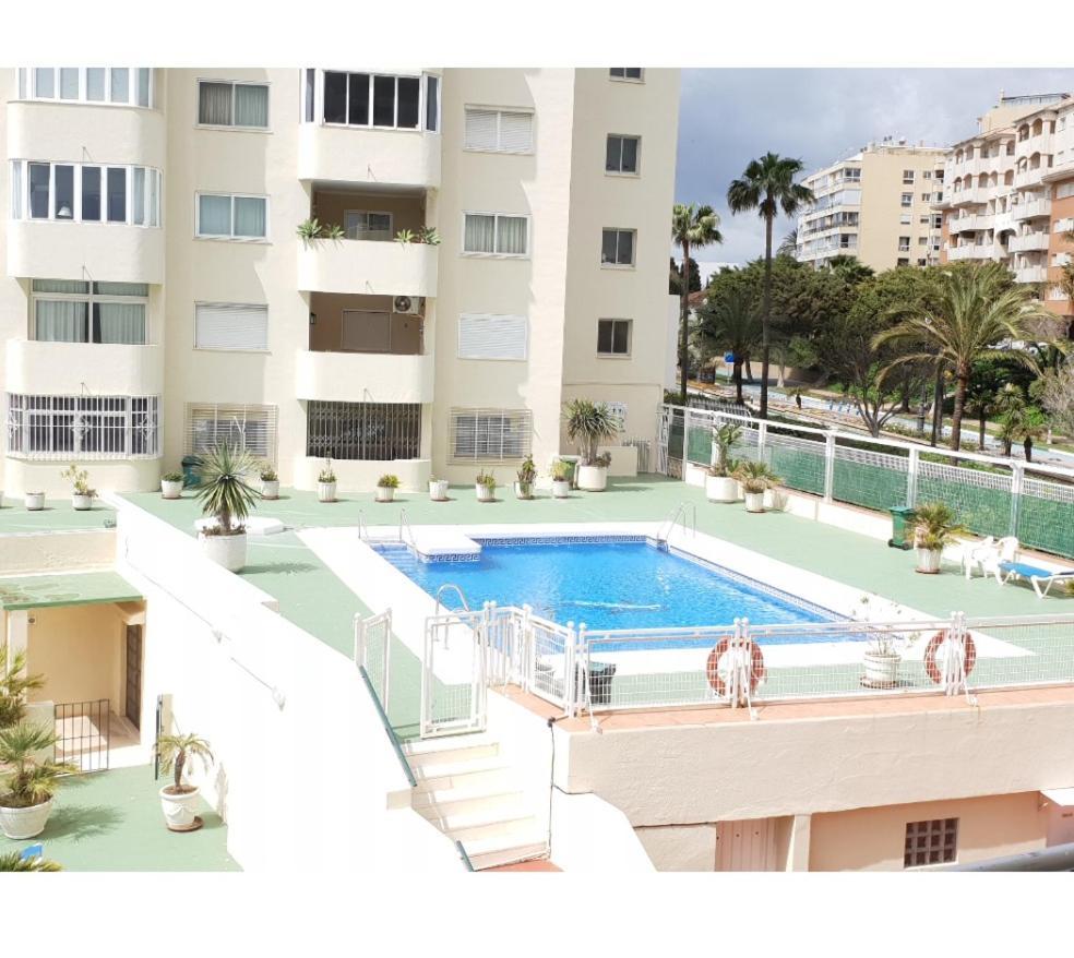 Fantastic Apartment In Front Of The Sea & Marina Estepona Luaran gambar